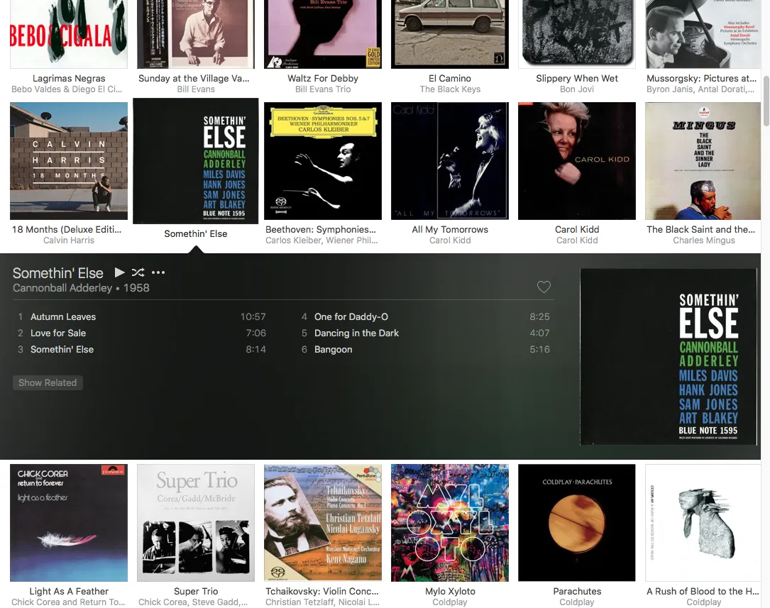 iTunes's album view interface